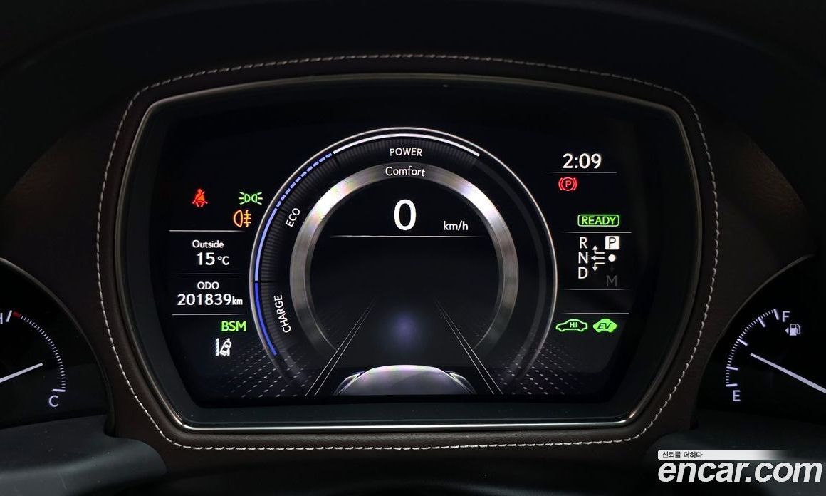 Lexus LS500h 5th Gen фото 8