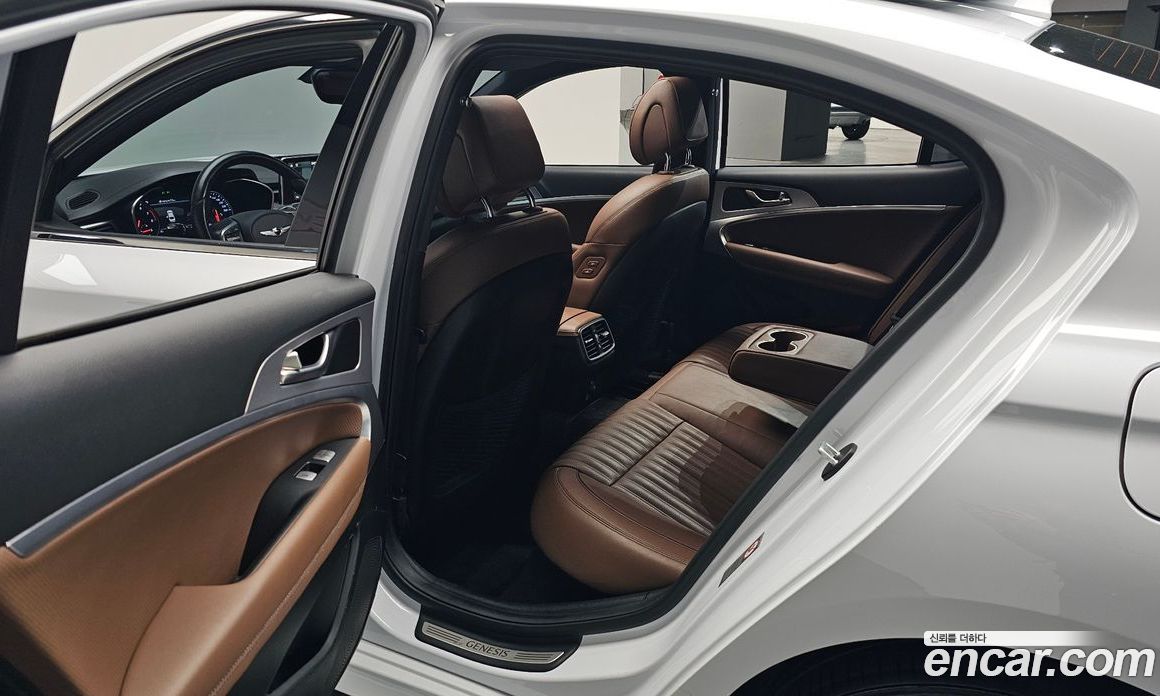 Genesis G70 фото 10