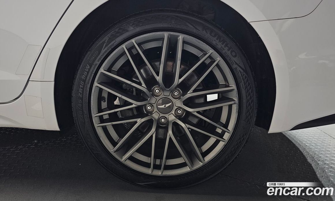 Genesis G70 фото 21