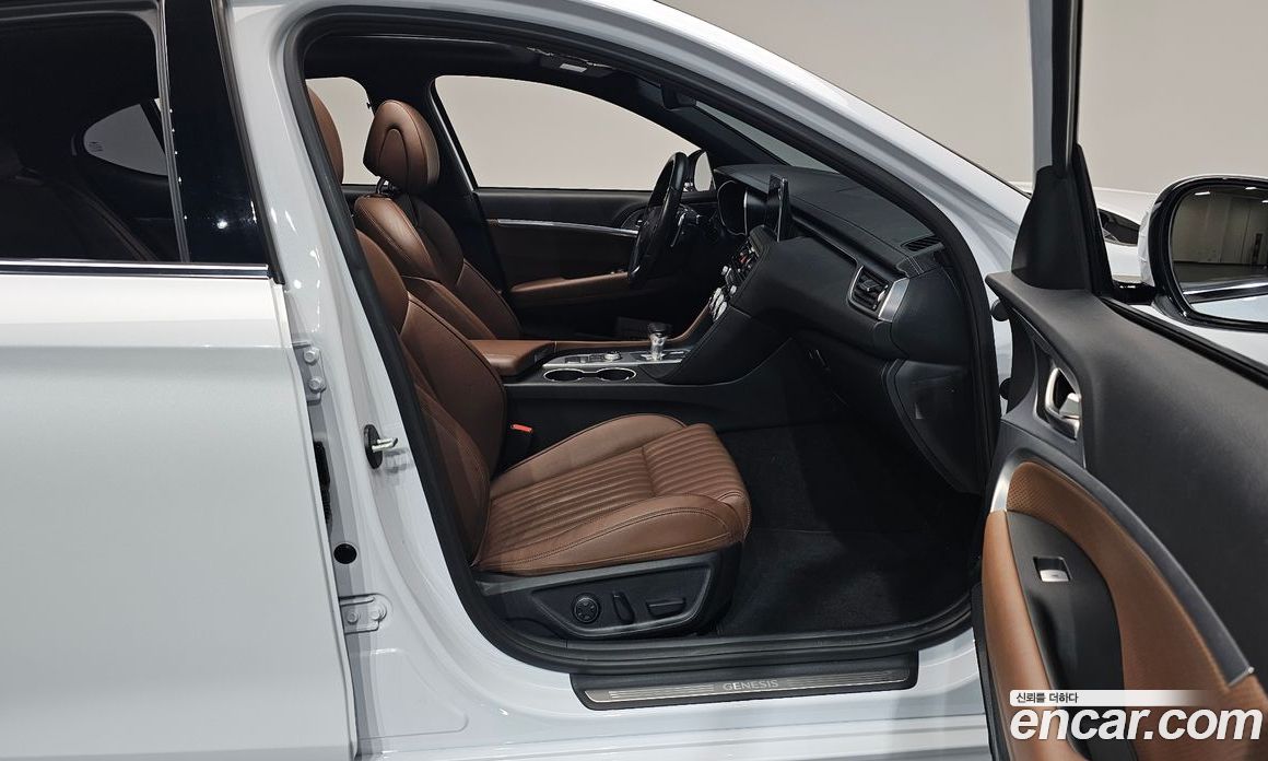 Genesis G70 фото 26