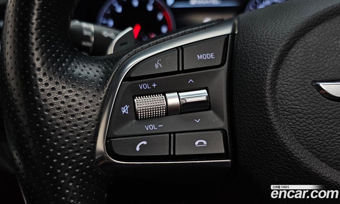 Genesis G70 фото 28