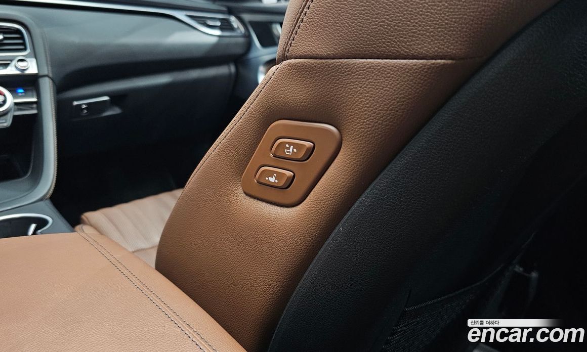 Genesis G70 фото 33