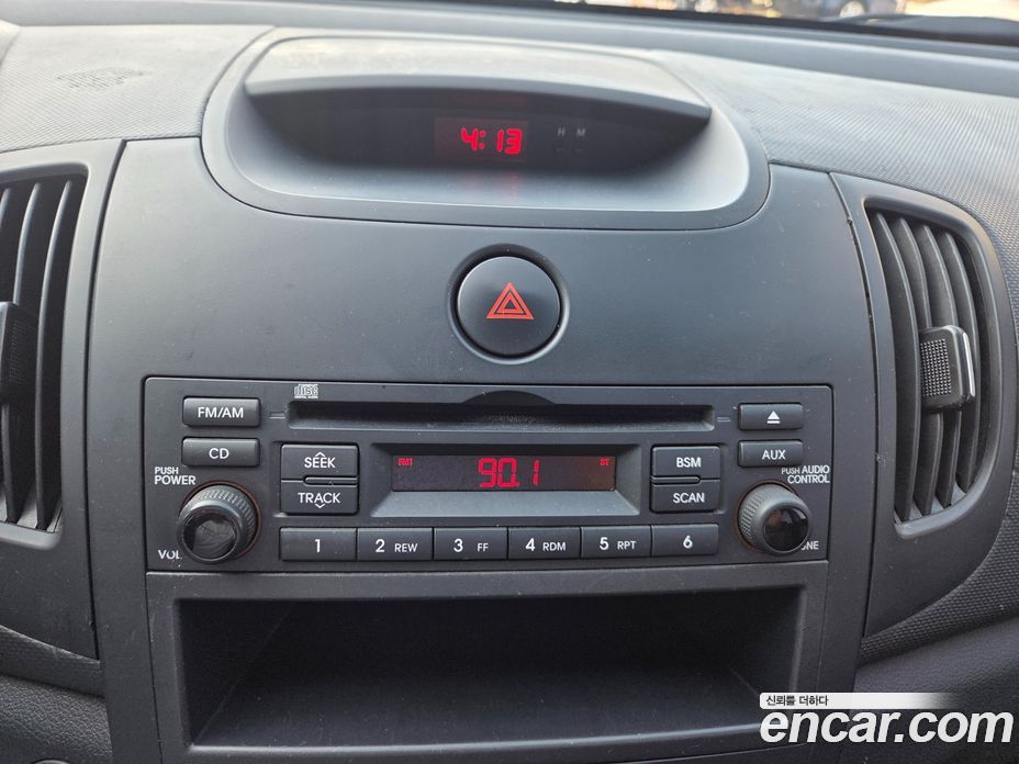 Kia Forte фото 13