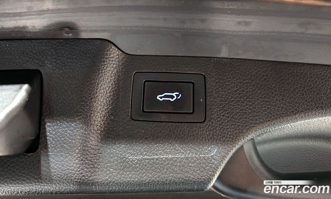 Hyundai Santa Fe The Premium фото 20