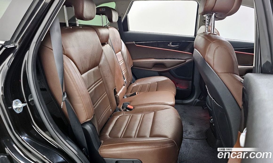 Kia Sorento 3rd Gen фото 31