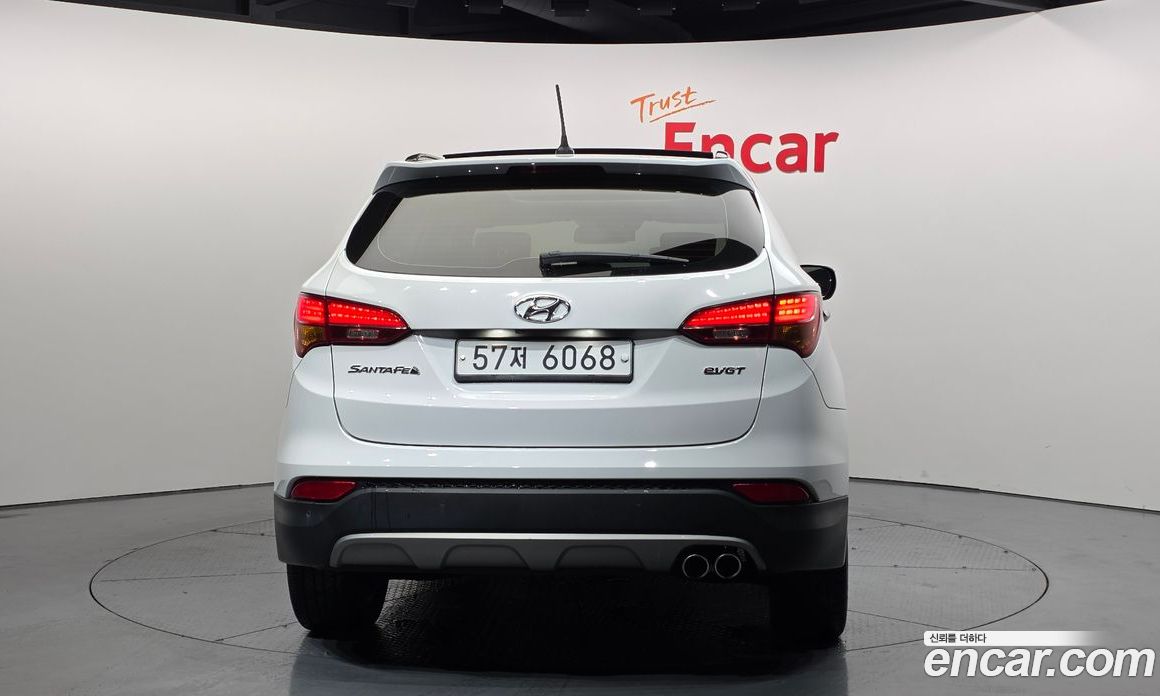 Hyundai Santa Fe (DM) фото 4