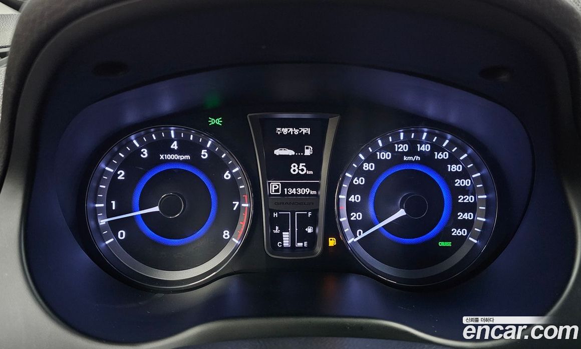 Hyundai Grandeur (HG) фото 8