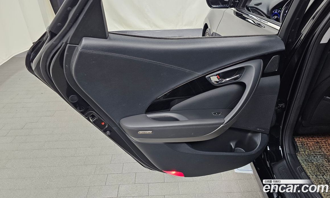 Hyundai Grandeur (HG) фото 25