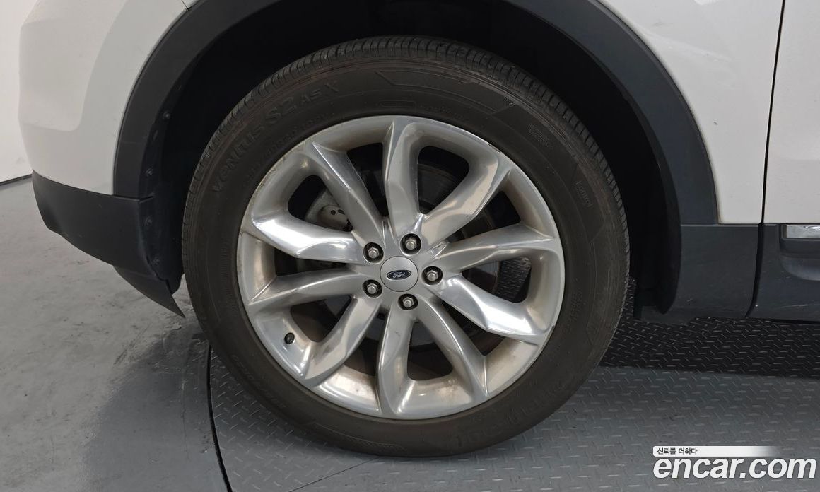 Ford Explorer 5th Gen фото 5