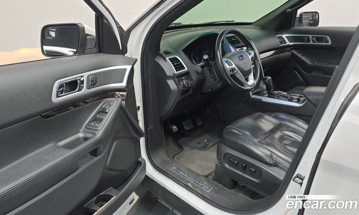Ford Explorer 5th Gen фото 10