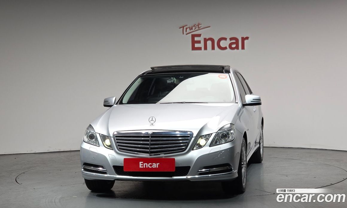 Mercedes-Benz E-Class W212 фото 3