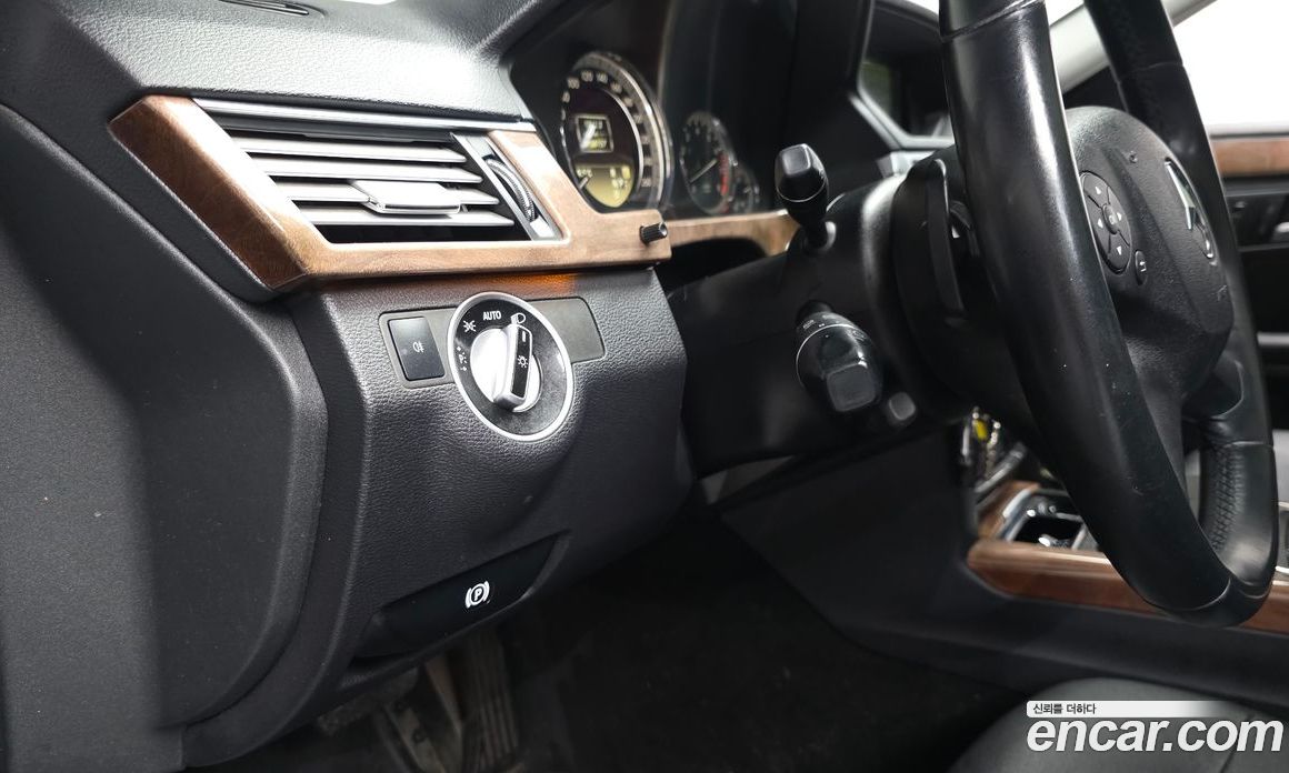 Mercedes-Benz E-Class W212 фото 18