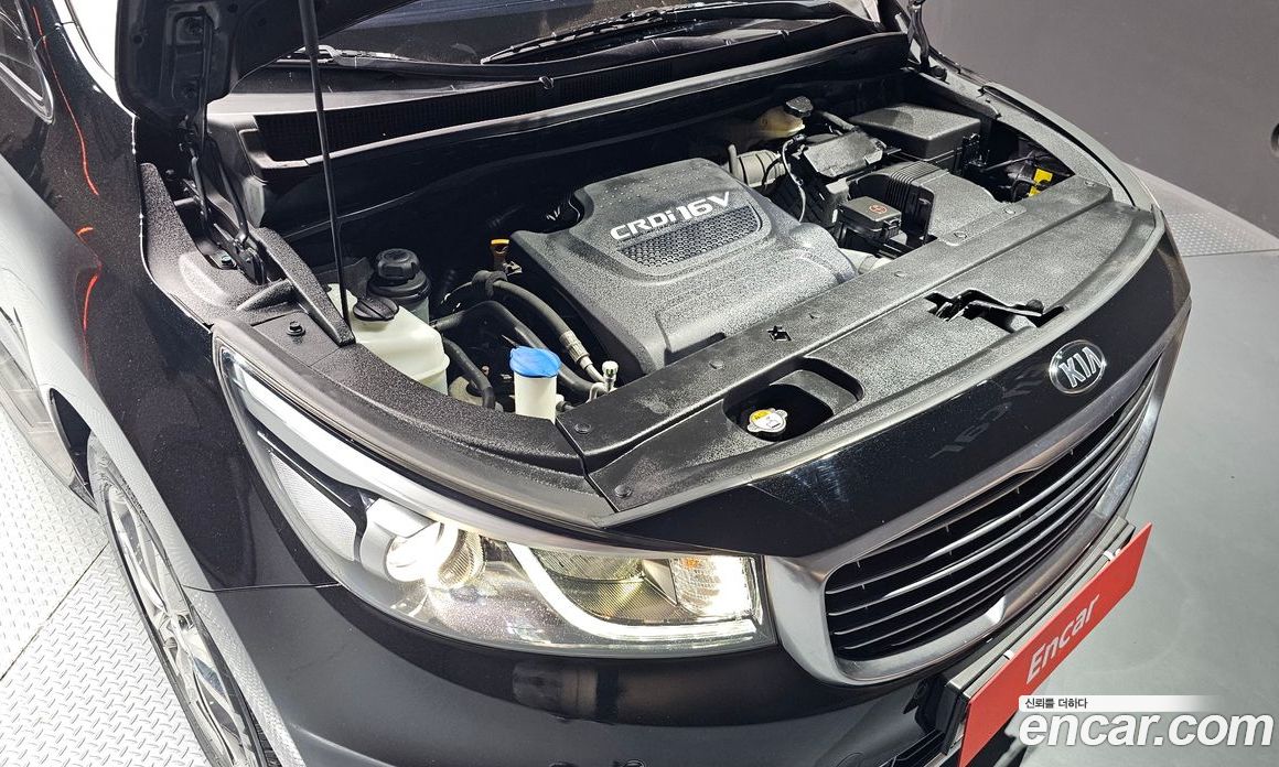 Kia Carnival 3rd Gen фото 6