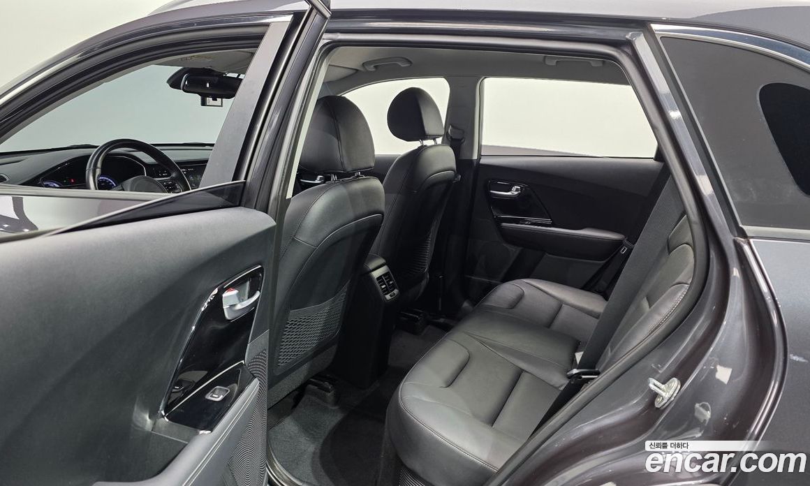 Kia Niro 1st Gen Restyling фото 11