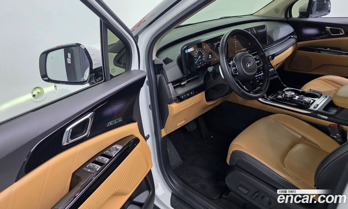 Kia Carnival 4th Gen фото 11