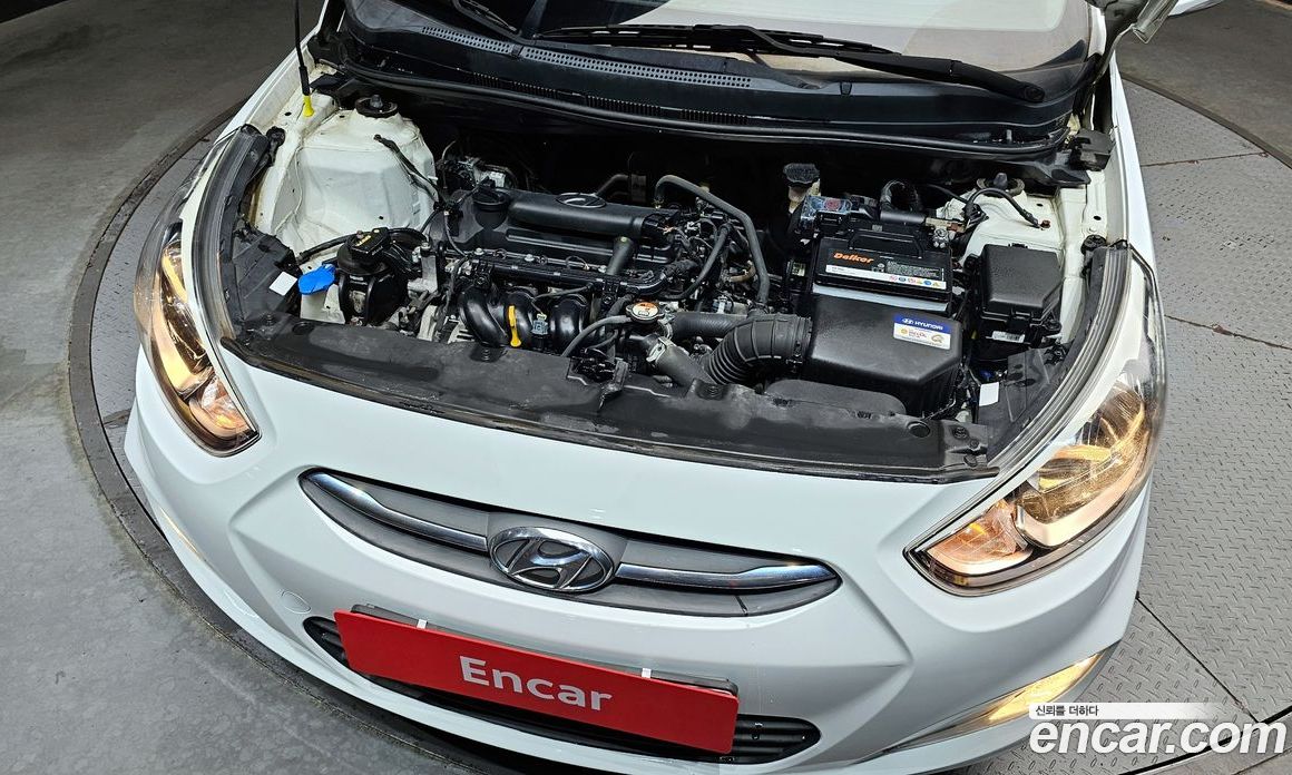 Hyundai Accent (New Type) фото 6