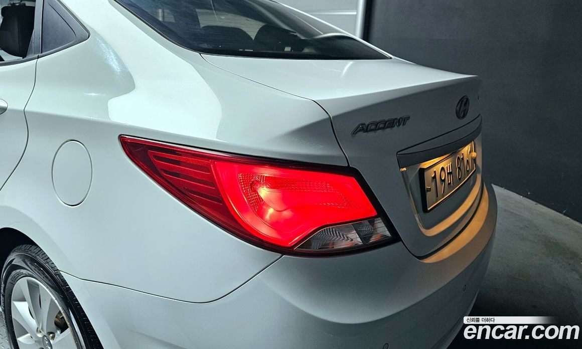 Hyundai Accent (New Type) фото 23
