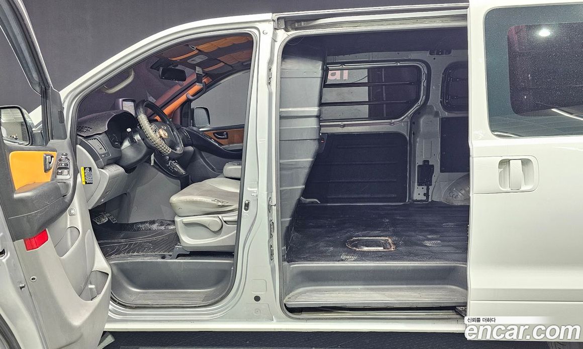 Hyundai Grand Starex фото 10