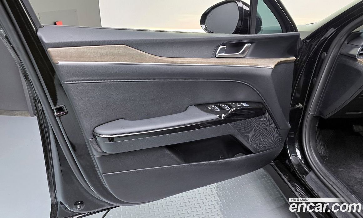 Kia K5 Hybrid 3rd Gen фото 24
