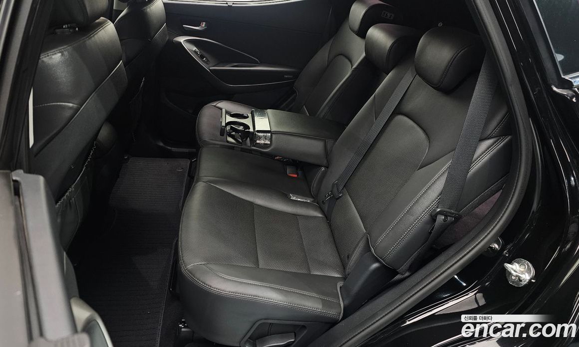 Hyundai Santa Fe The Premium фото 11