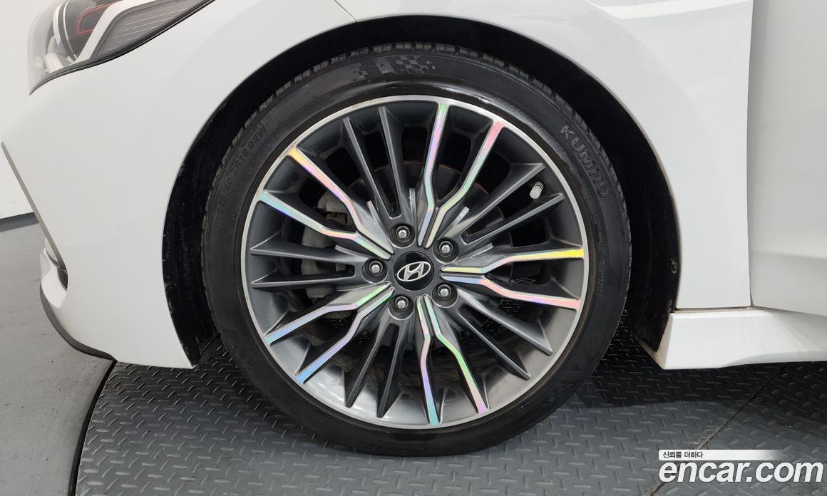 Hyundai Avante (AD) 6th Gen фото 5