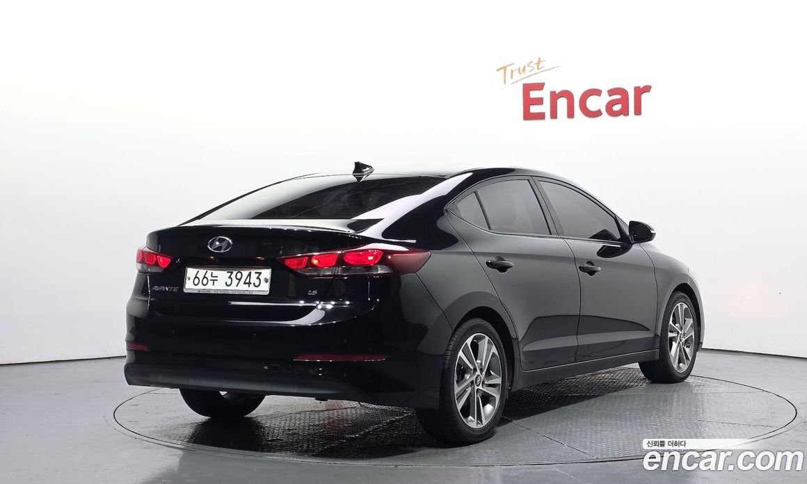 Hyundai Avante (AD) 6th Gen фото 2