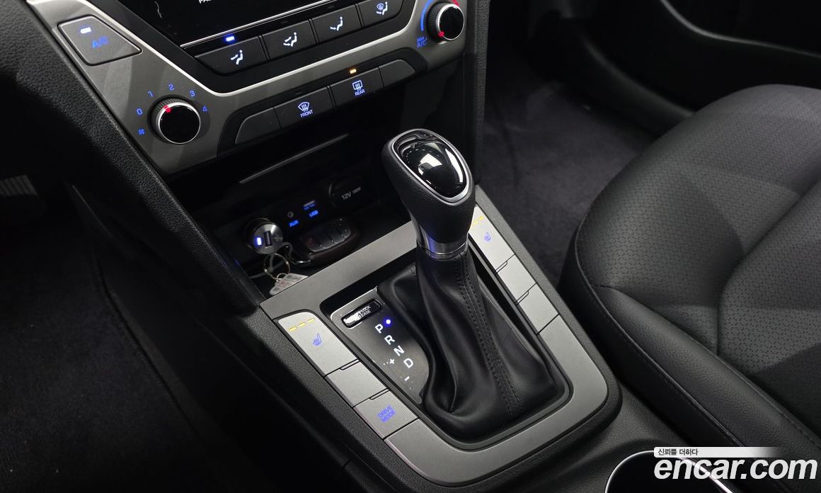 Hyundai Avante (AD) 6th Gen фото 9