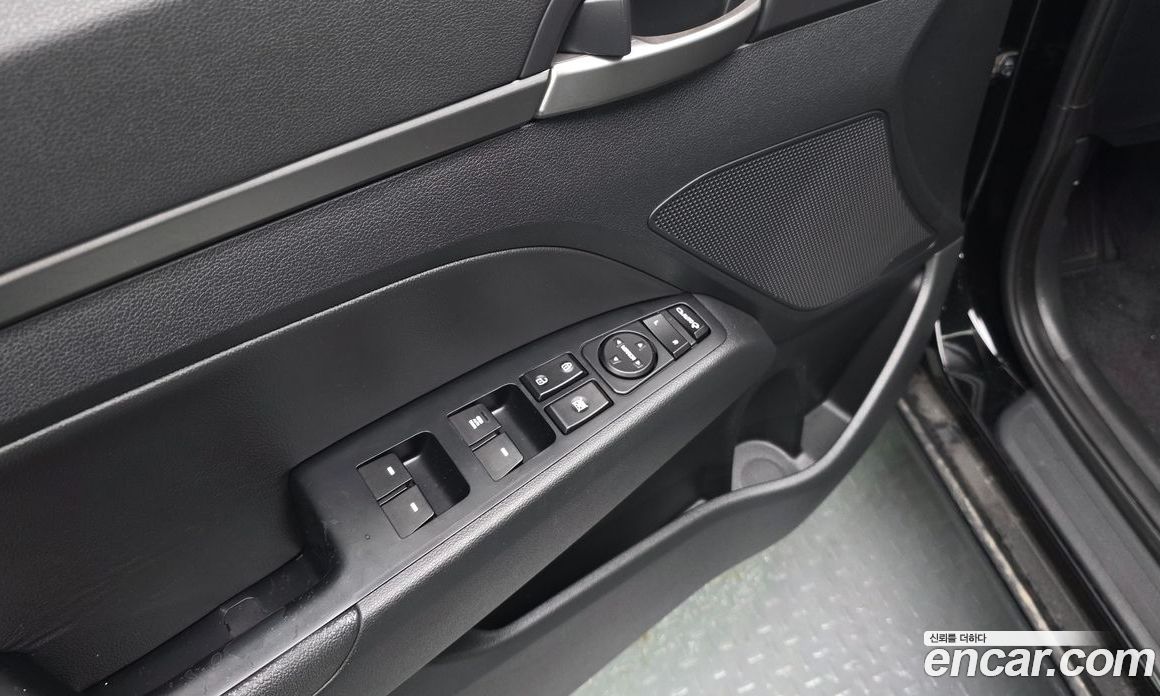 Hyundai Avante (AD) 6th Gen фото 13