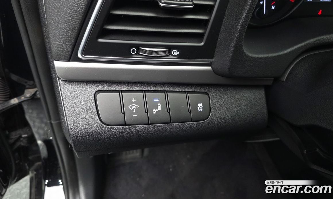 Hyundai Avante (AD) 6th Gen фото 14