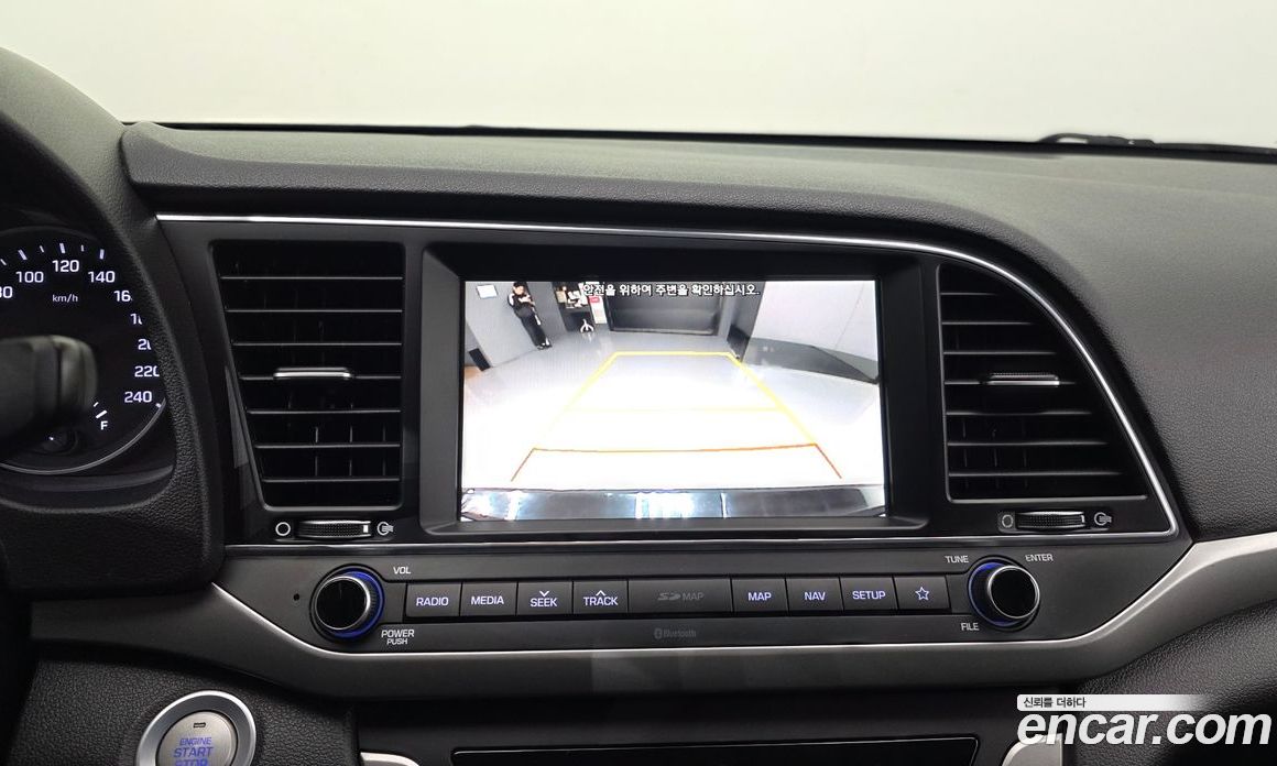 Hyundai Avante (AD) 6th Gen фото 18