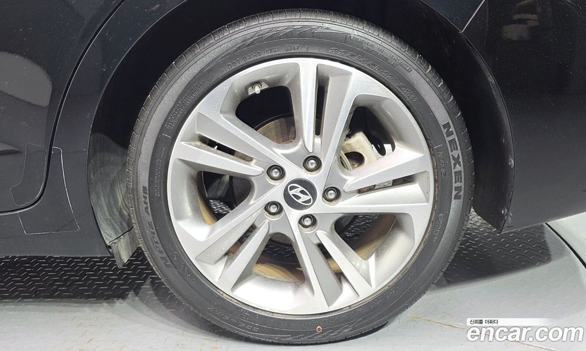 Hyundai Avante (AD) 6th Gen фото 21