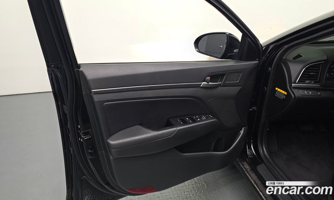 Hyundai Avante (AD) 6th Gen фото 24