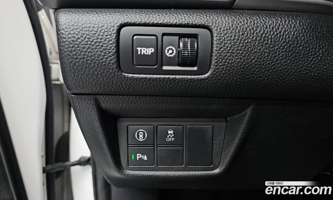 Honda Accord 10th Gen фото 13