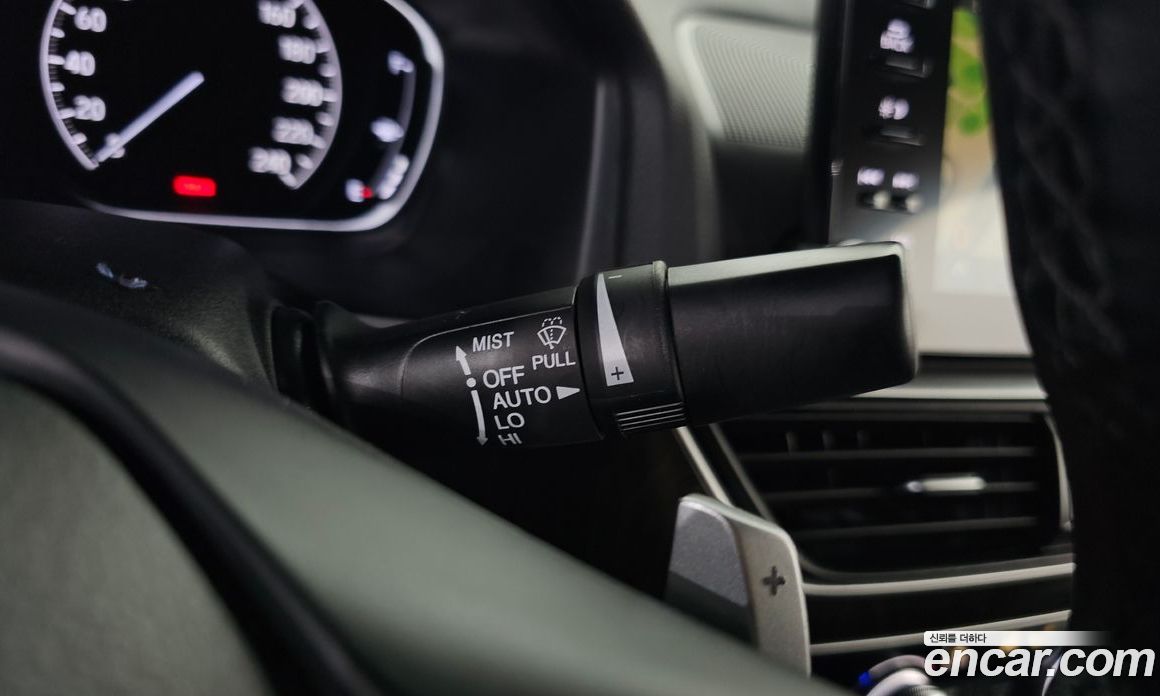 Honda Accord 10th Gen фото 15