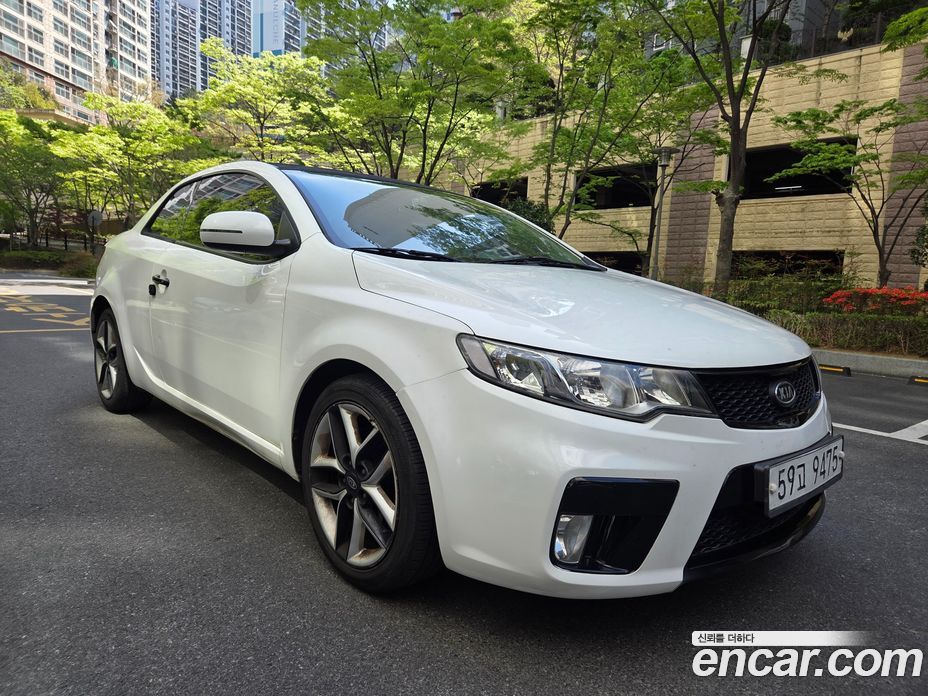 Kia Forte Koup фото 5