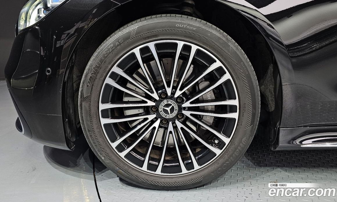 Mercedes-Benz S-Class W223 фото 5