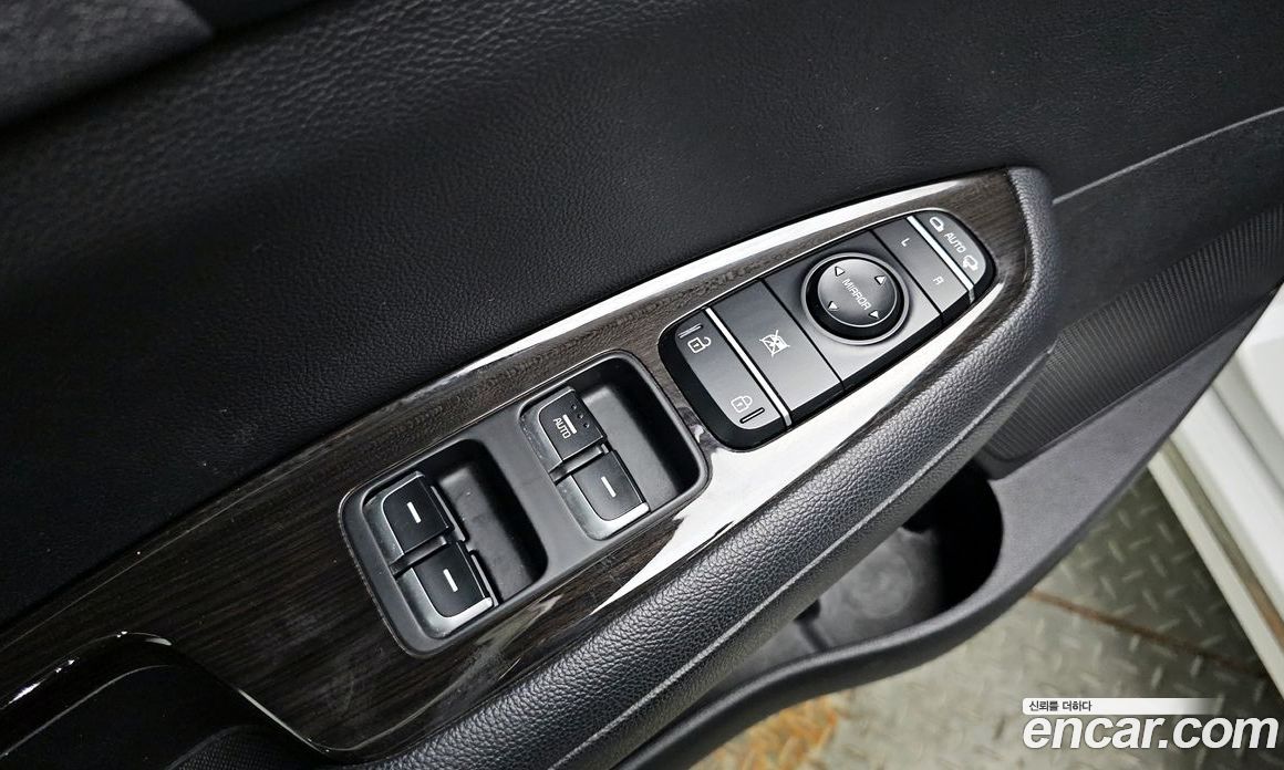 Kia K5 2nd Gen фото 30