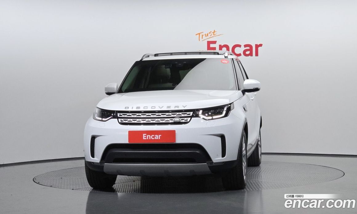 Land Rover Discovery 5 фото 3