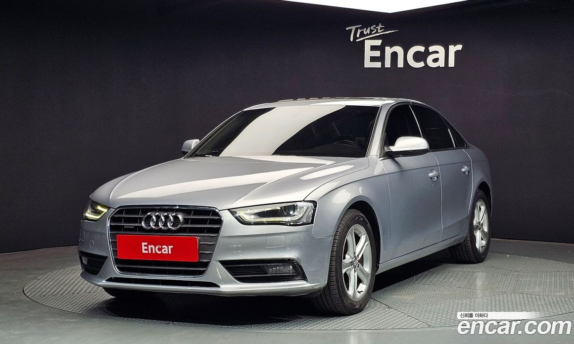 Audi A4 (B8)