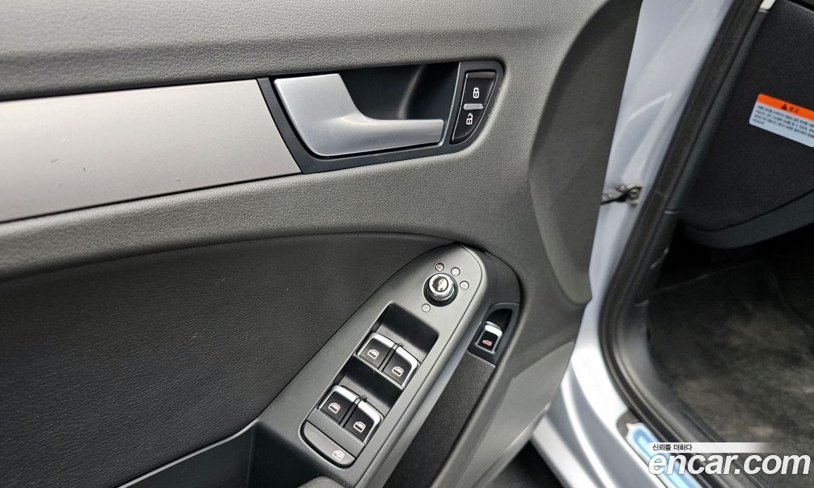Audi A4 (B8) фото 18