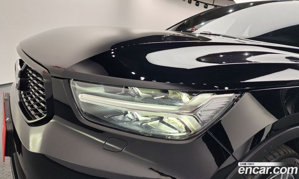 Volvo XC40 фото 22