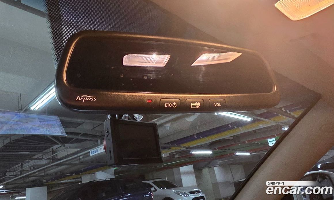 Kia Opirus Premium фото 8