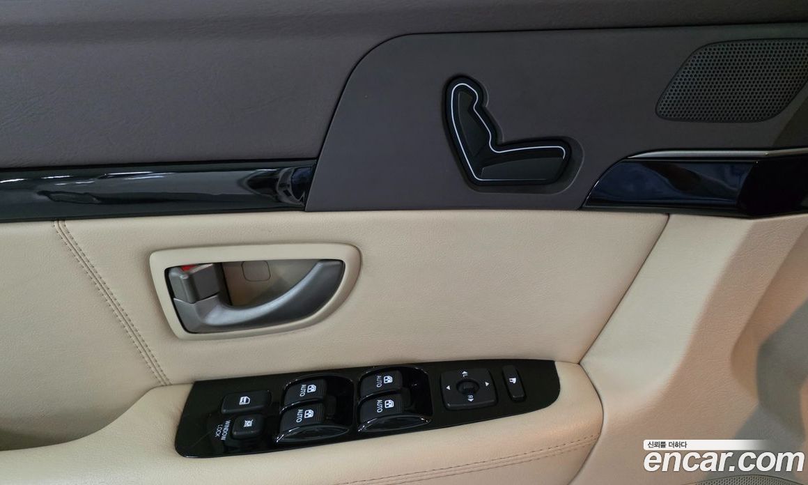Kia Opirus Premium фото 10