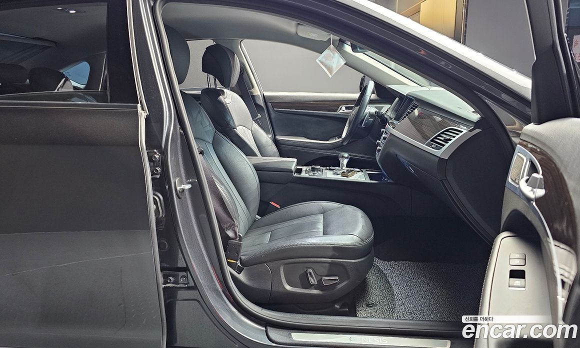 Genesis G80 фото 26