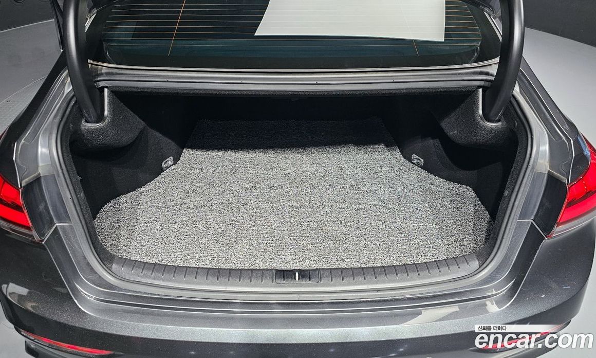 Genesis G80 фото 30