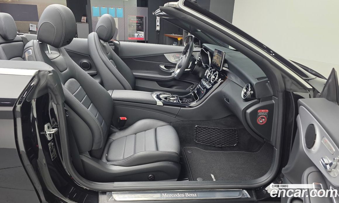 Mercedes-Benz C-Class W205 фото 11