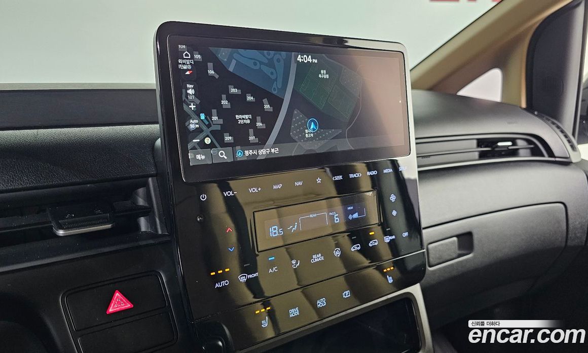 Hyundai Staria фото 15
