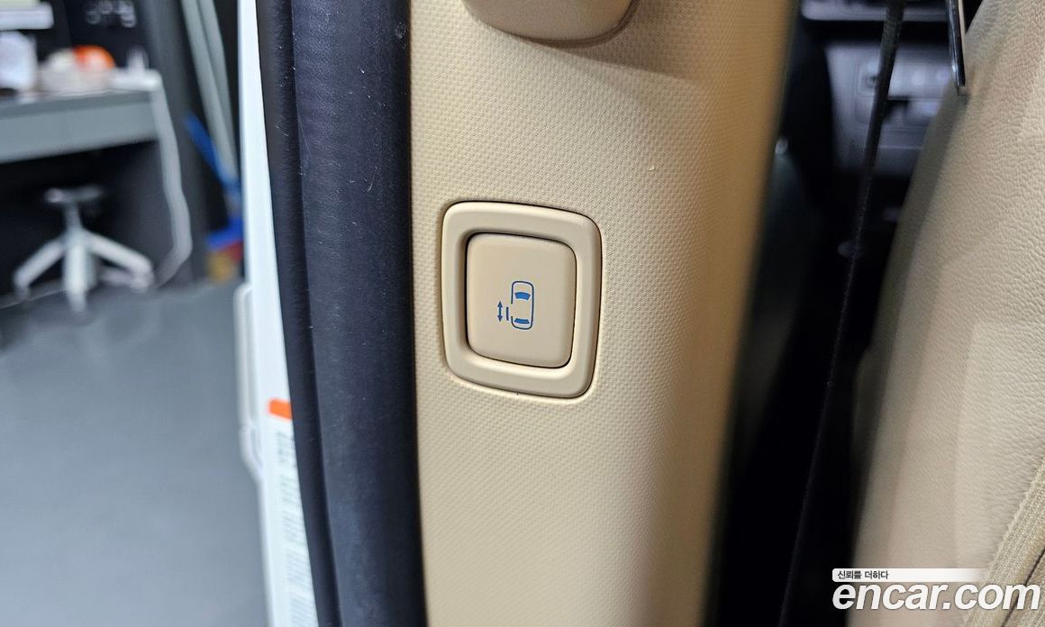 Hyundai Staria фото 18