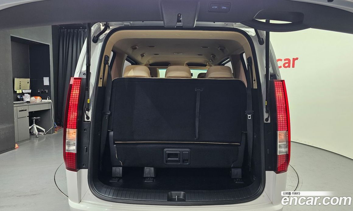 Hyundai Staria фото 20