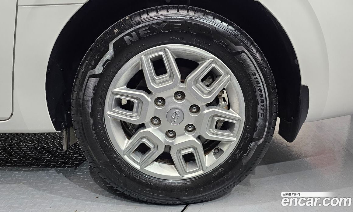 Hyundai Staria фото 21